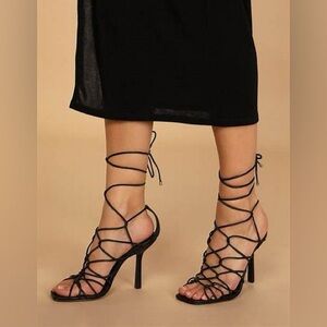 Schutz Heyde Heel in Black